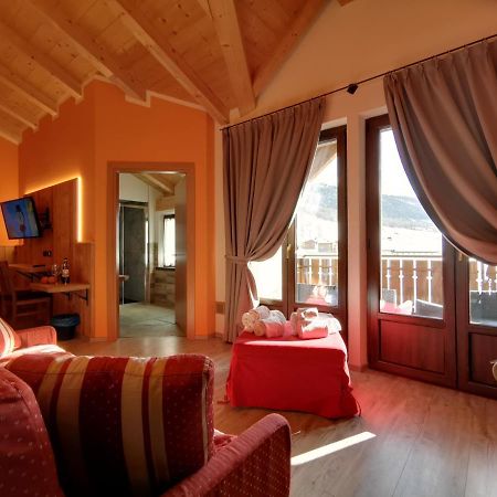 Agriturismo La Poina Livigno Exterior foto